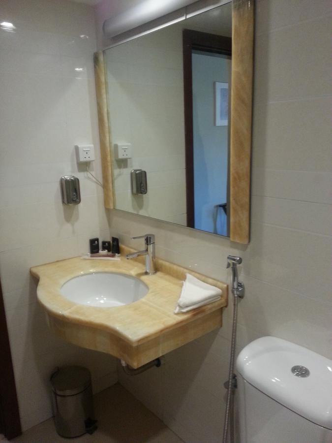 Muscat Inn Hotel Екстериор снимка