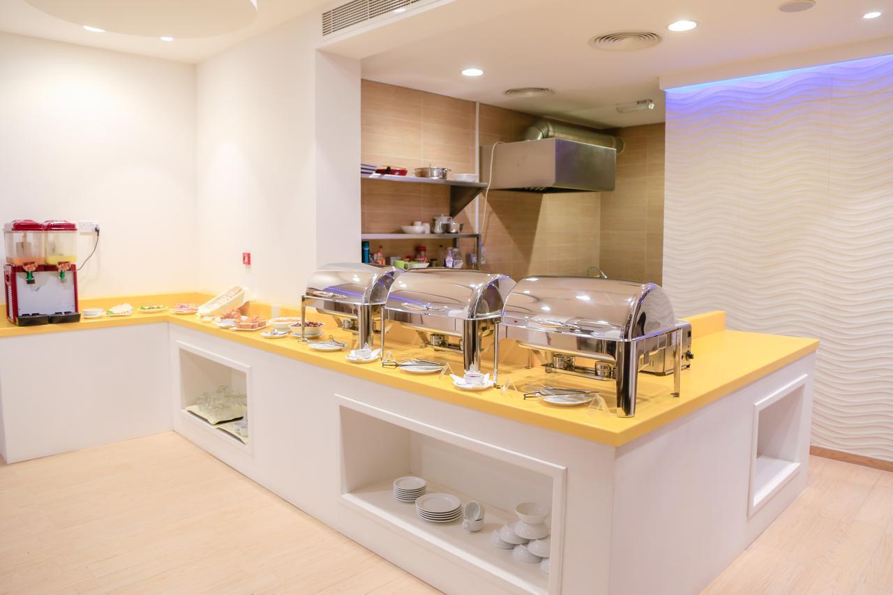 Muscat Inn Hotel Екстериор снимка