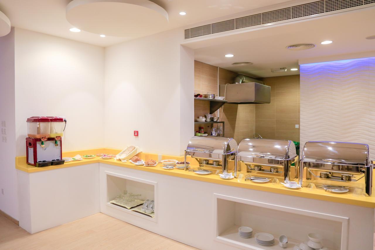 Muscat Inn Hotel Екстериор снимка